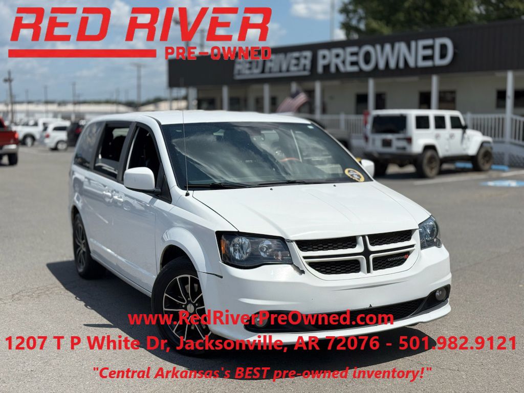 2019 Dodge Grand Caravan GT photo 1