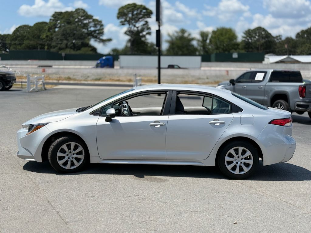2020 Toyota Corolla LE photo 5