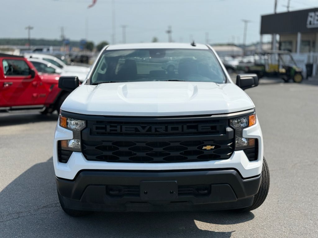 2025 Chevrolet Silverado Work Truck photo 2