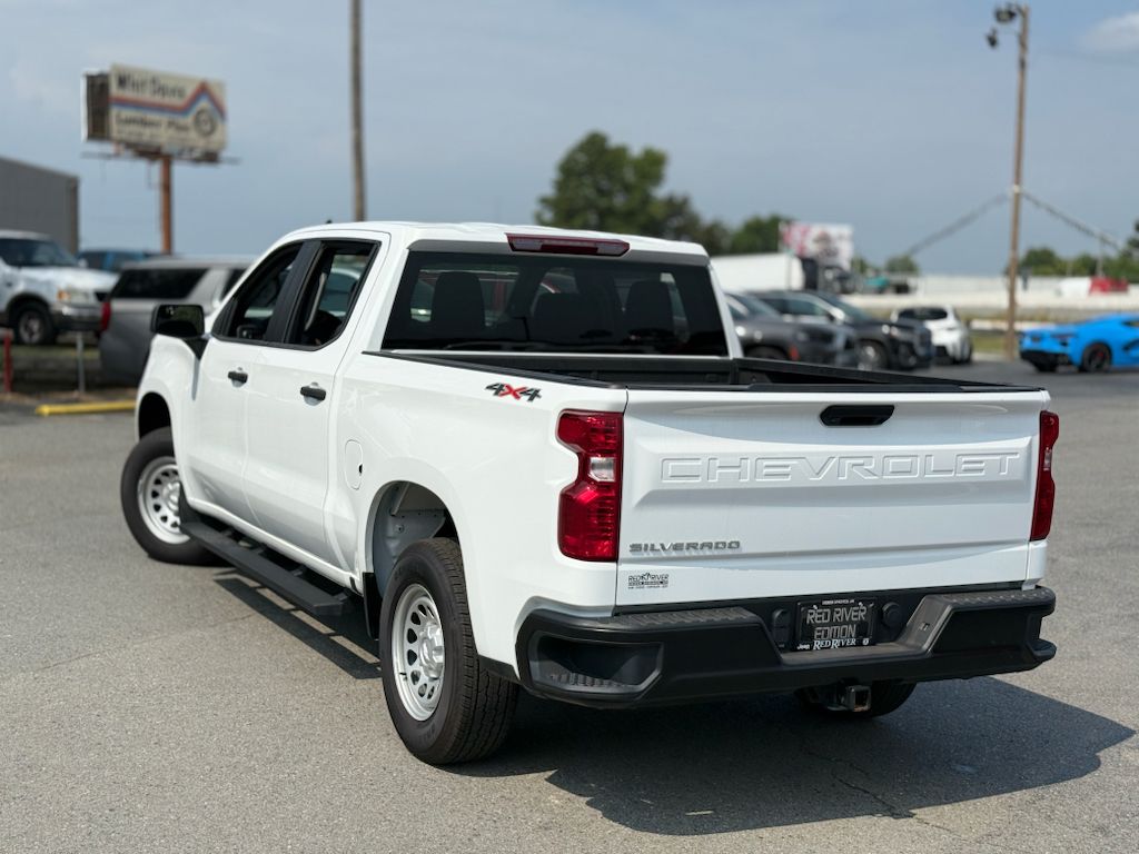 2025 Chevrolet Silverado Work Truck photo 5
