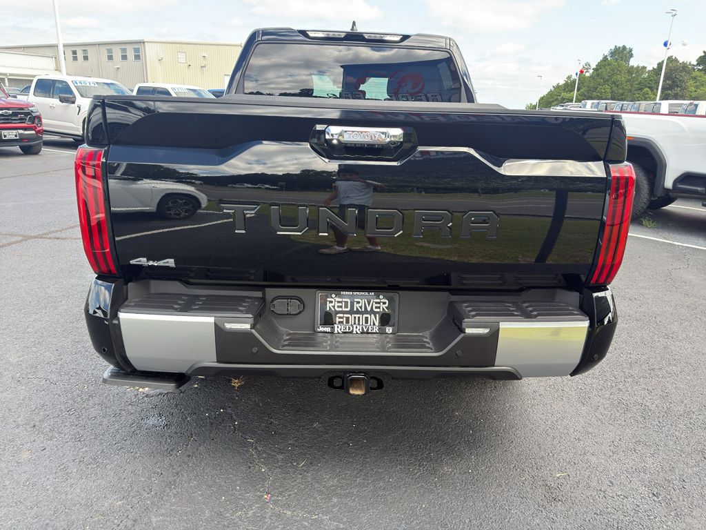 2026 Toyota Tundra Limited photo 5