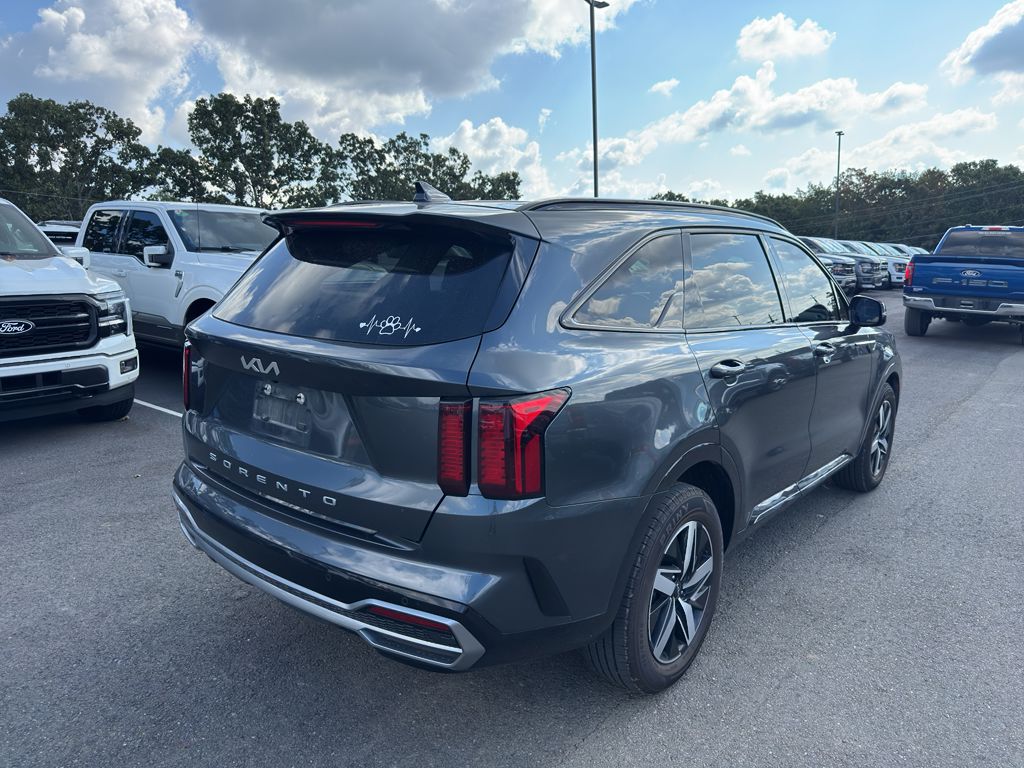 2022 Kia Sorento S photo 5