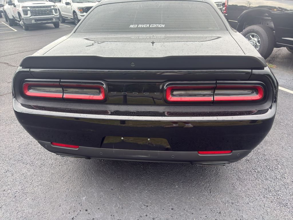 2023 Dodge Challenger R/T photo 5