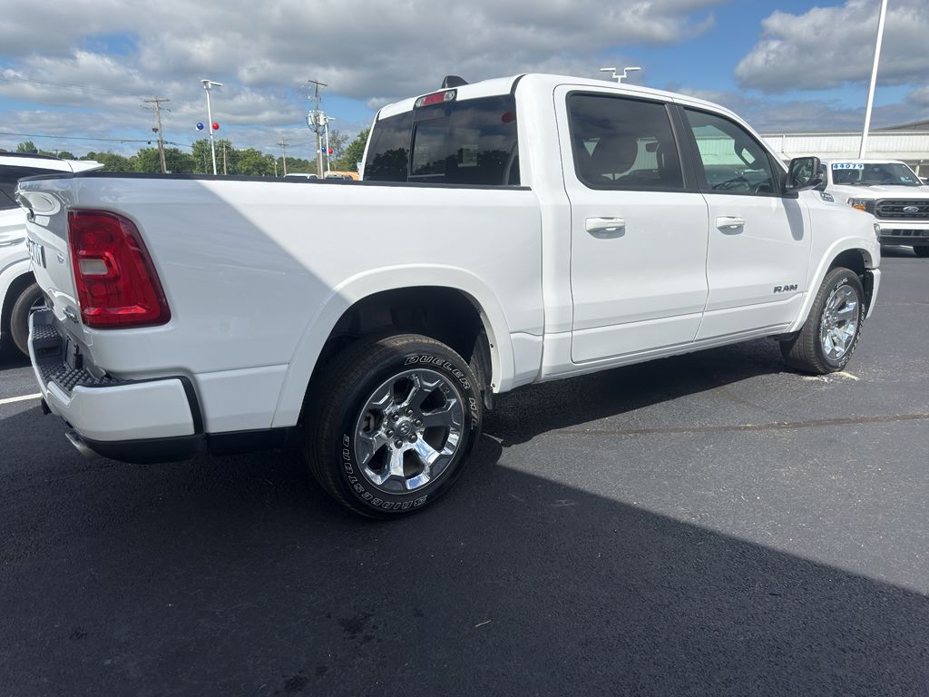 2025 Ram 1500 Big Horn photo 4