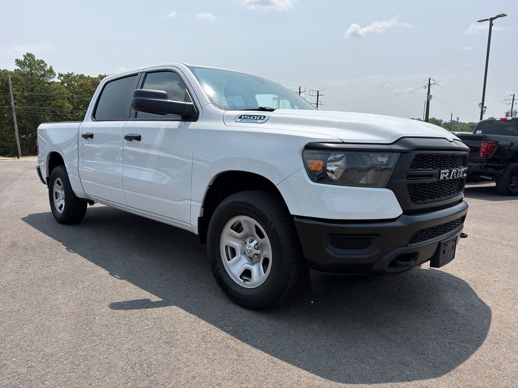 2023 Ram 1500 Tradesman photo 2