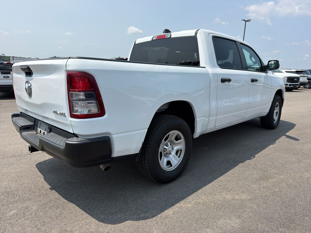 2023 Ram 1500 Tradesman photo 4