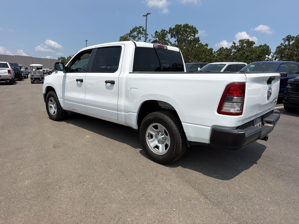 2023 Ram 1500 Tradesman photo 5