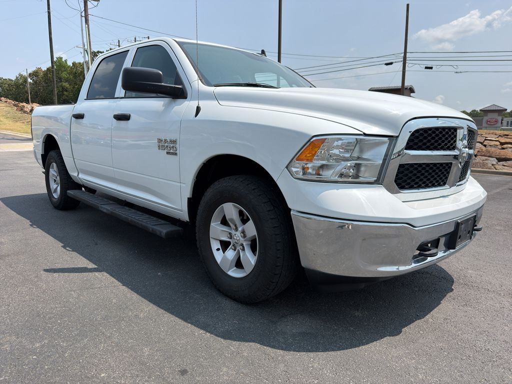 2022 Ram 1500 Classic SLT photo 2