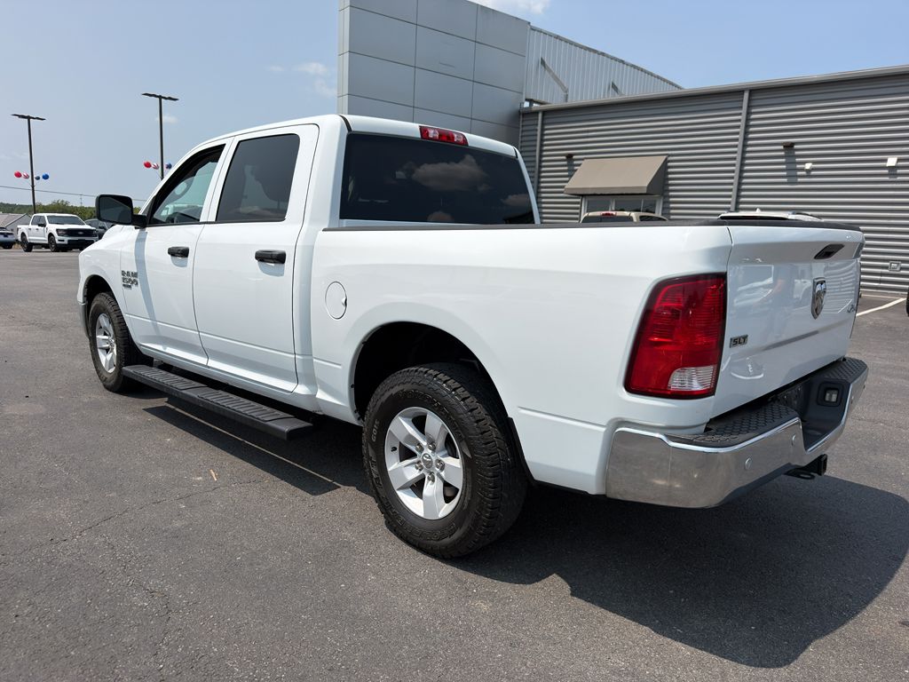2022 Ram 1500 Classic SLT photo 5