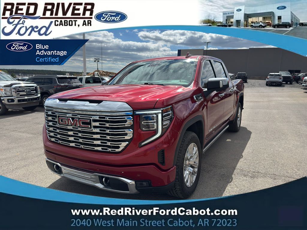 2024 GMC Sierra Denali photo 1