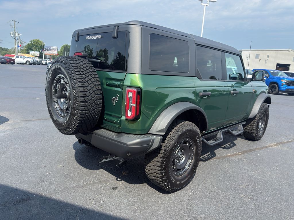 2024 Ford Bronco Badlands photo 5