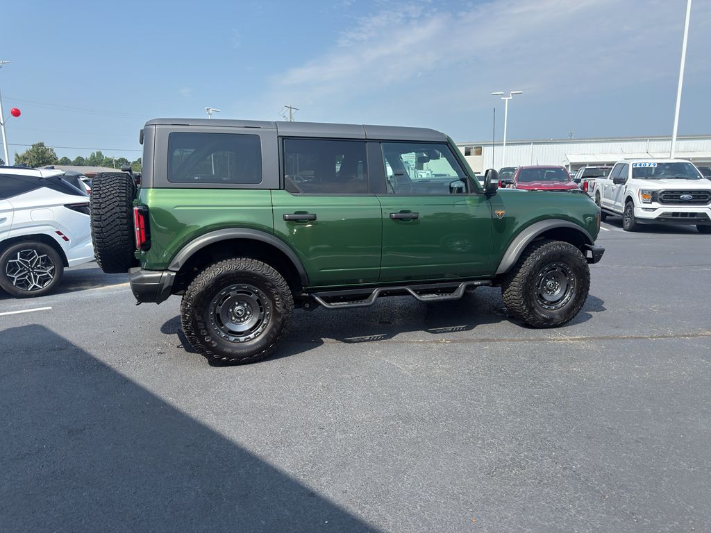 2024 Ford Bronco Badlands photo 4