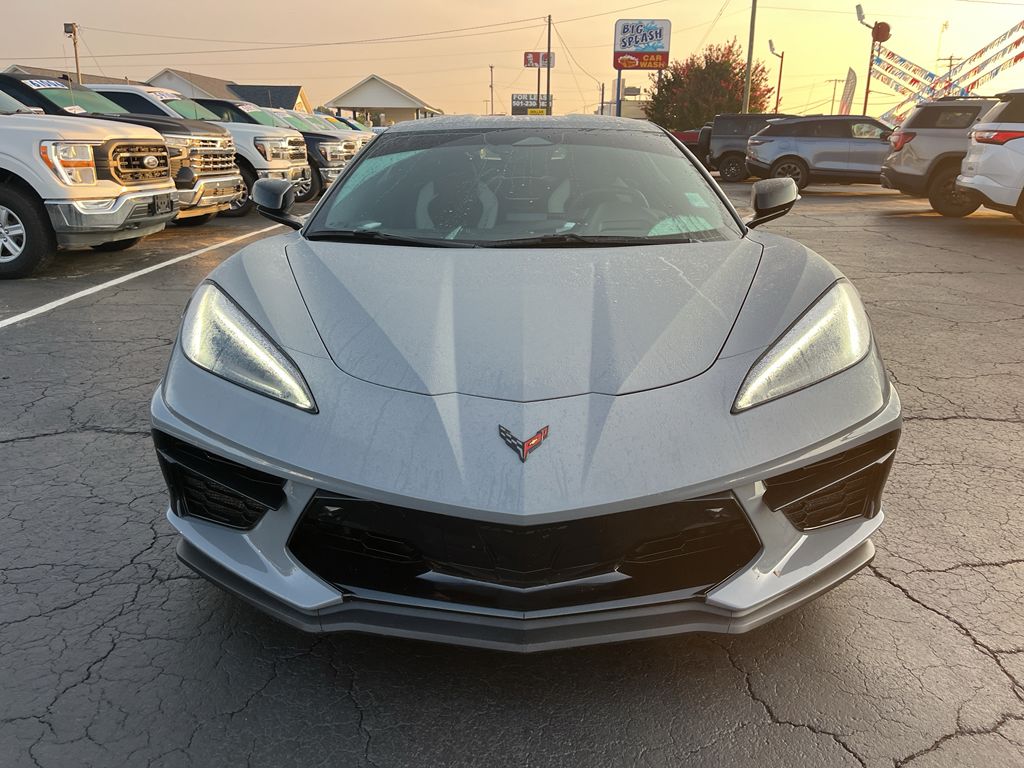 2024 Chevrolet Corvette Stingray 2LT photo 2