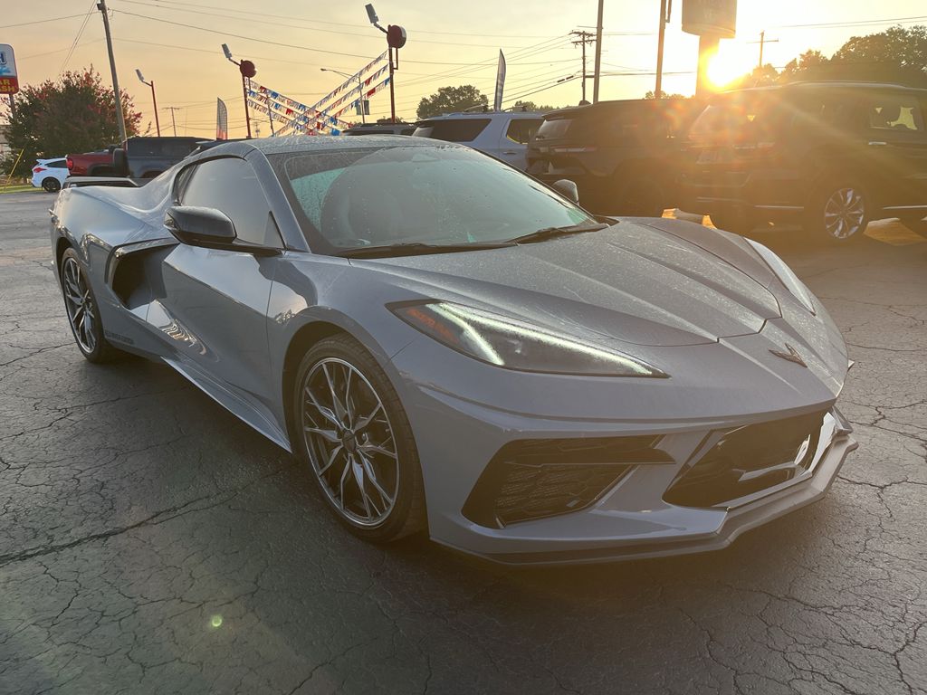2024 Chevrolet Corvette Stingray 2LT photo 3