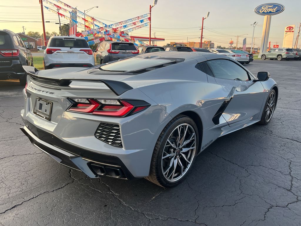 2024 Chevrolet Corvette Stingray 2LT photo 5