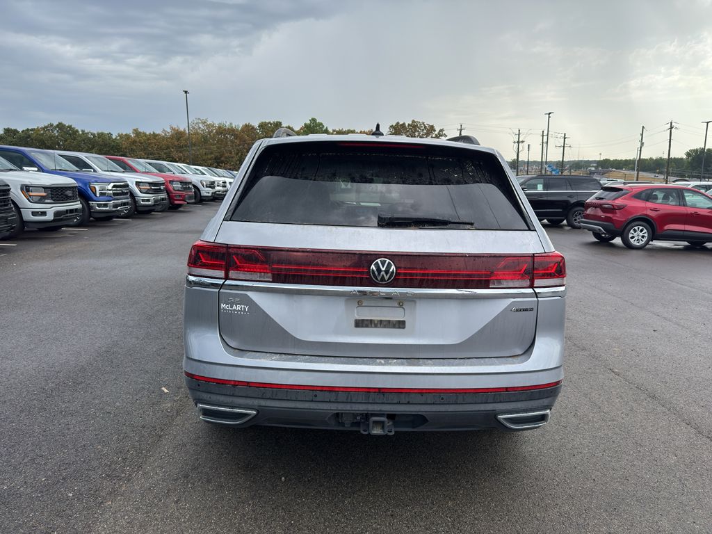 2024 Volkswagen Atlas 2.0T SE w/Technology photo 6