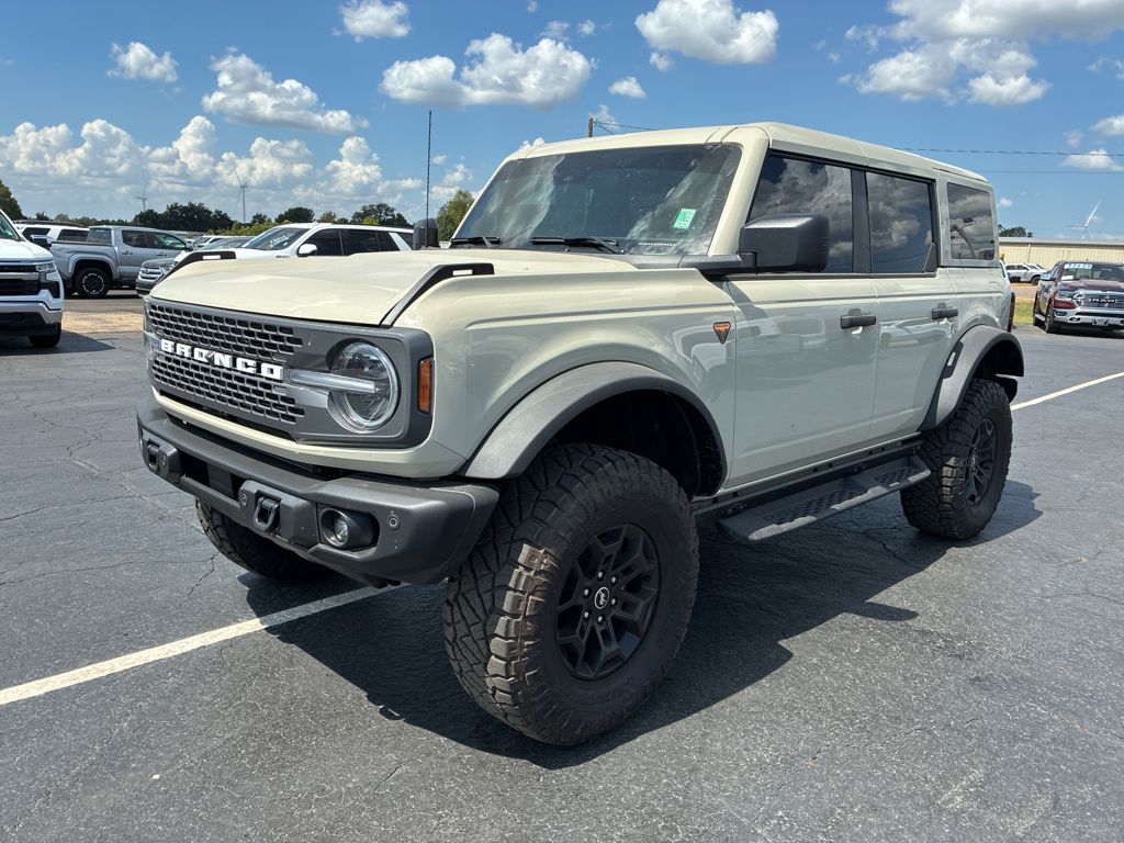 2026 Ford Bronco Badlands photo 1
