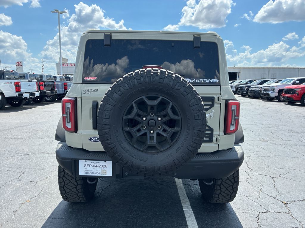 2026 Ford Bronco Badlands photo 6