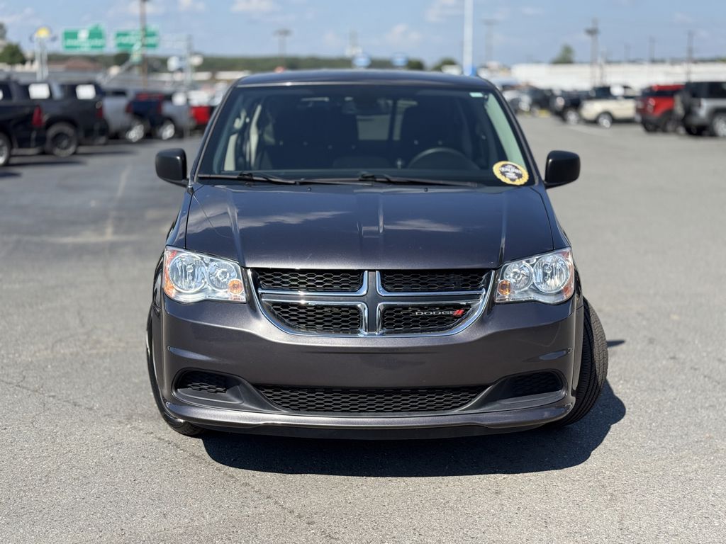 2019 Dodge Grand Caravan SE photo 2