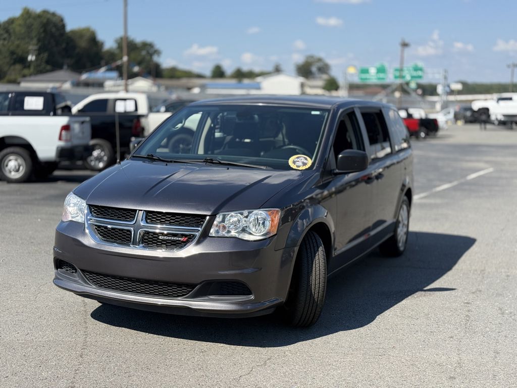 2019 Dodge Grand Caravan SE photo 3