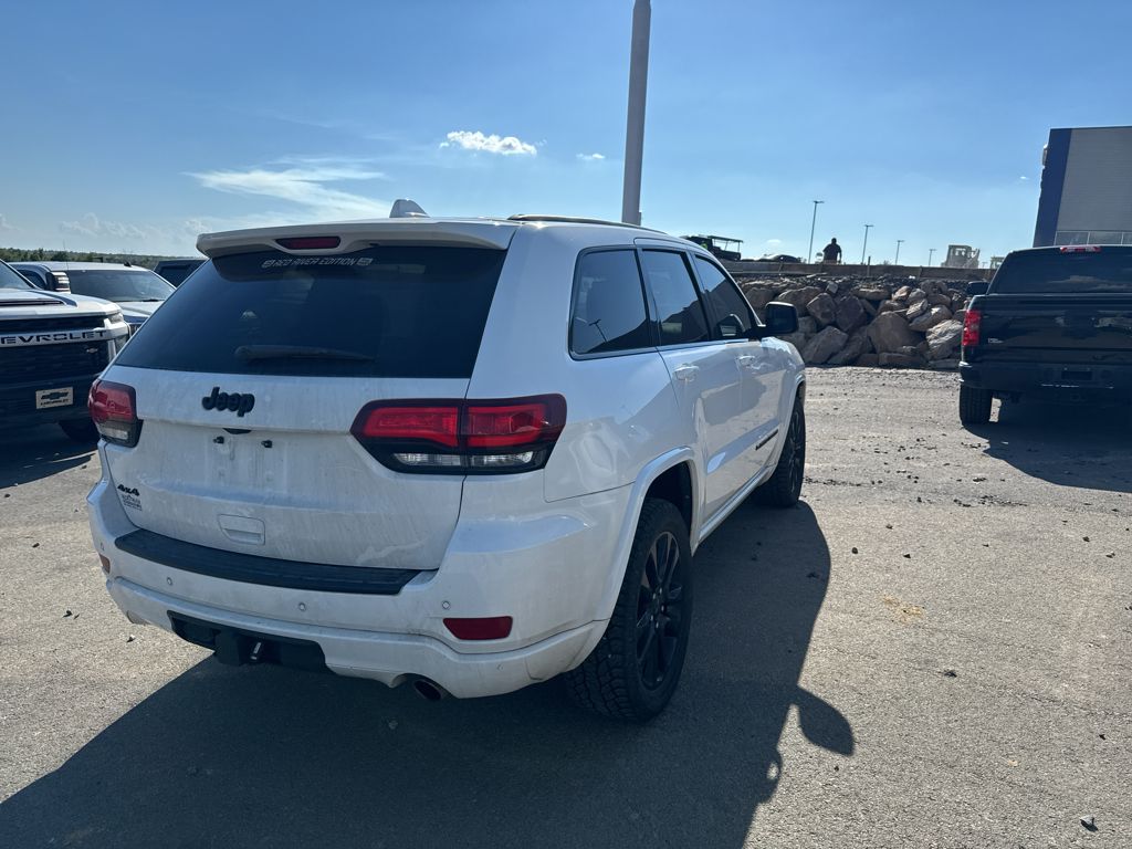 2022 Jeep Grand Cherokee WK Laredo X photo 5