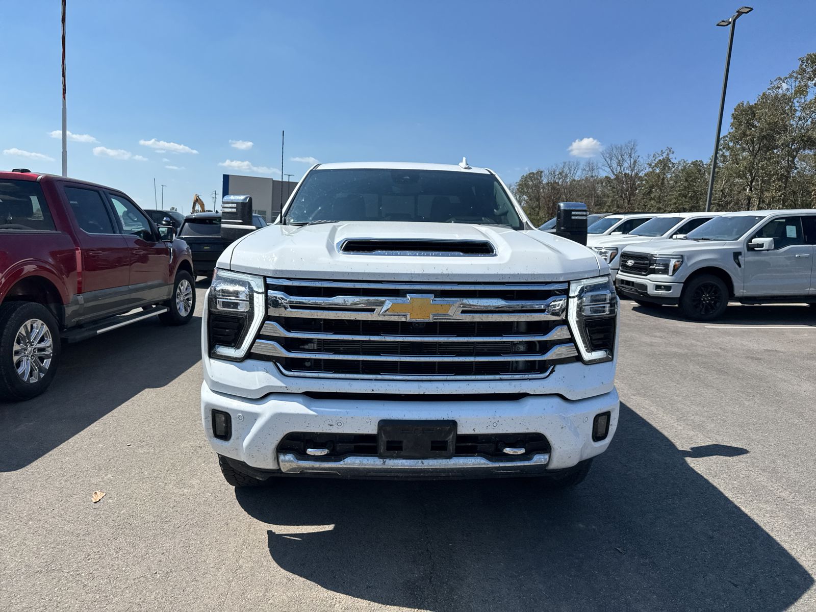 2026 Chevrolet Silverado High Country photo 2