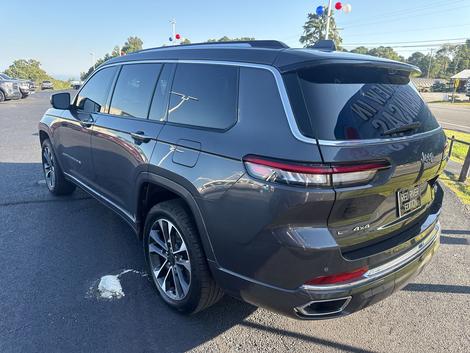 2022 Jeep Grand Cherokee L Overland photo 6