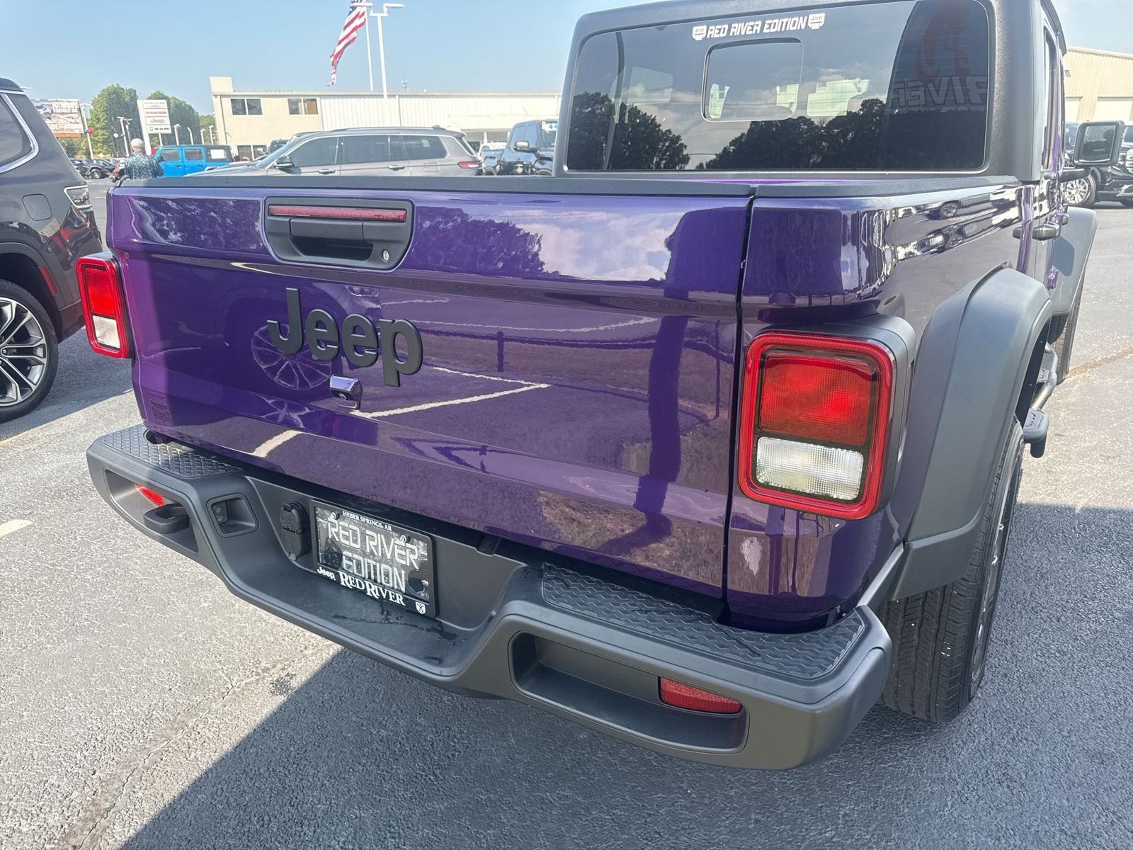 2026 Jeep Gladiator Sport S photo 5