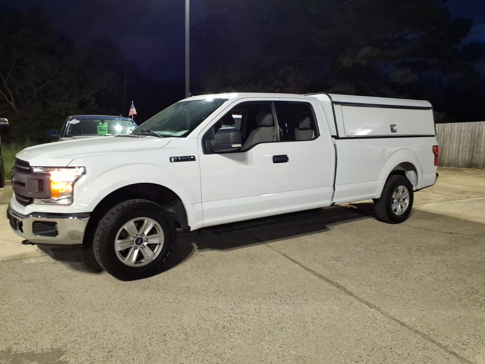 2019 Ford F-150 XLT photo 3