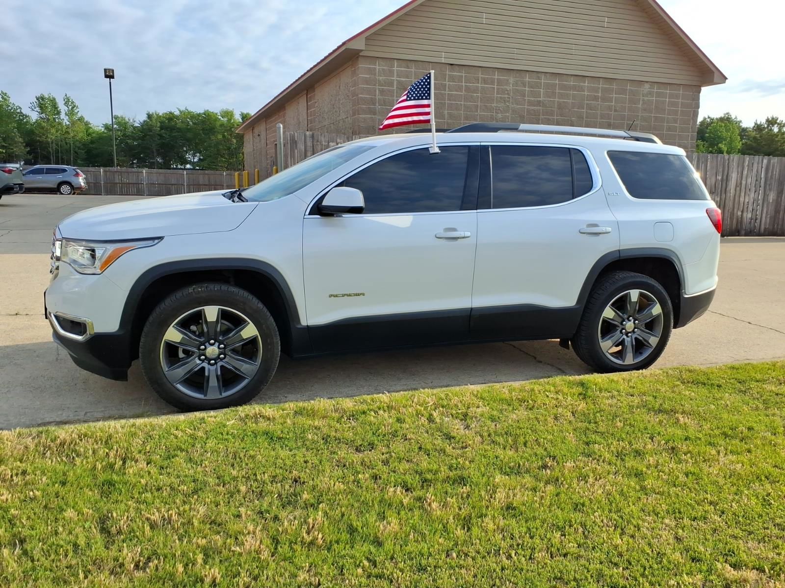 2018 GMC Acadia SLT-2 photo 3