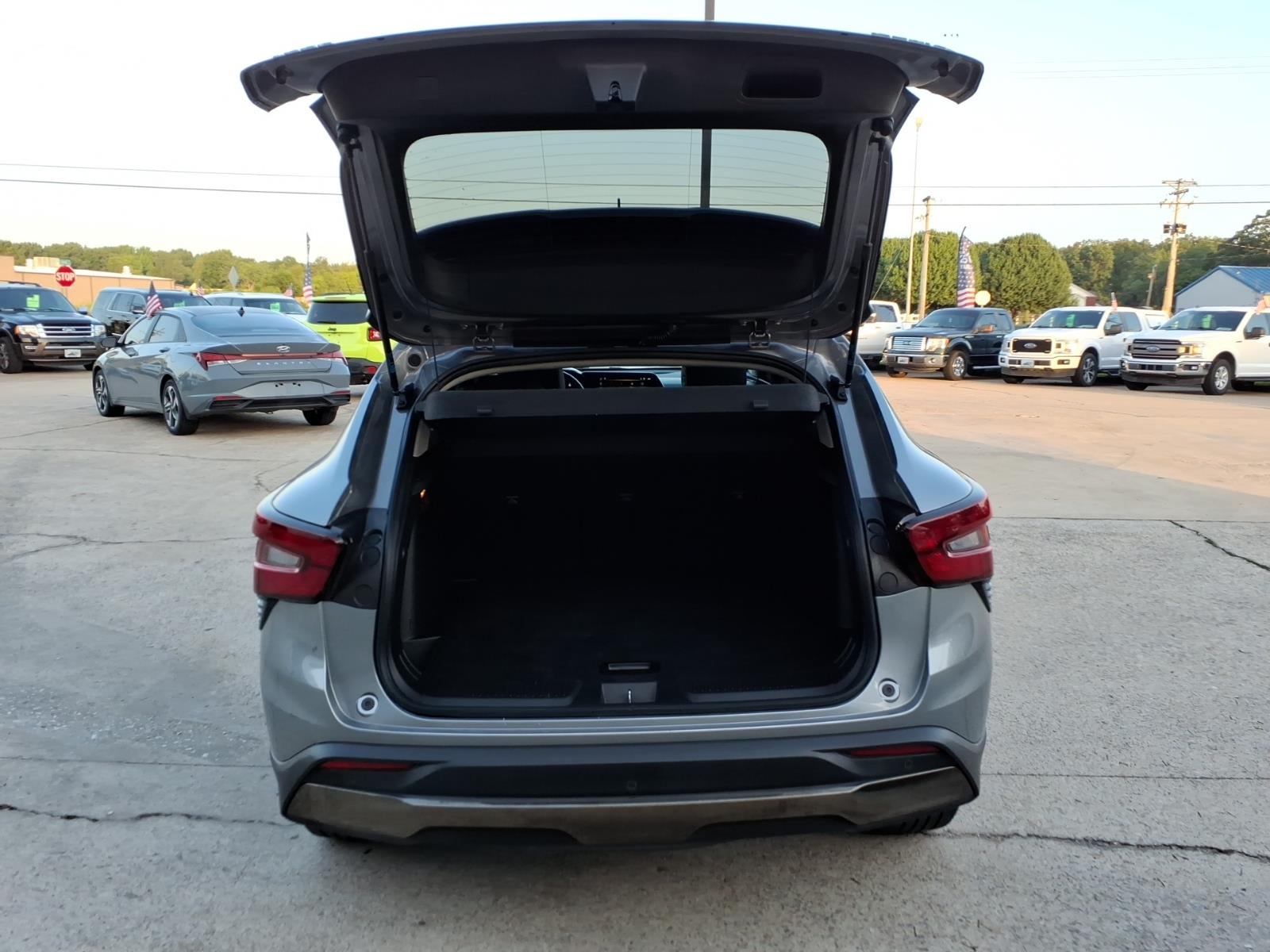 2025 Chevrolet Trax Activ photo 6