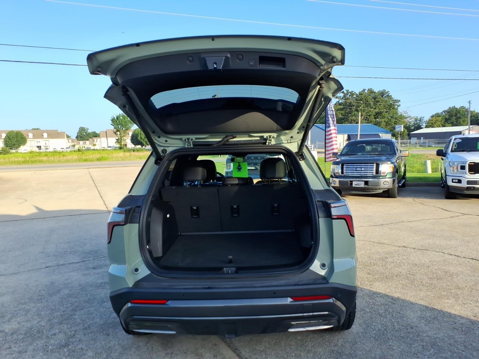 2025 Chevrolet Equinox ACTIV photo 6
