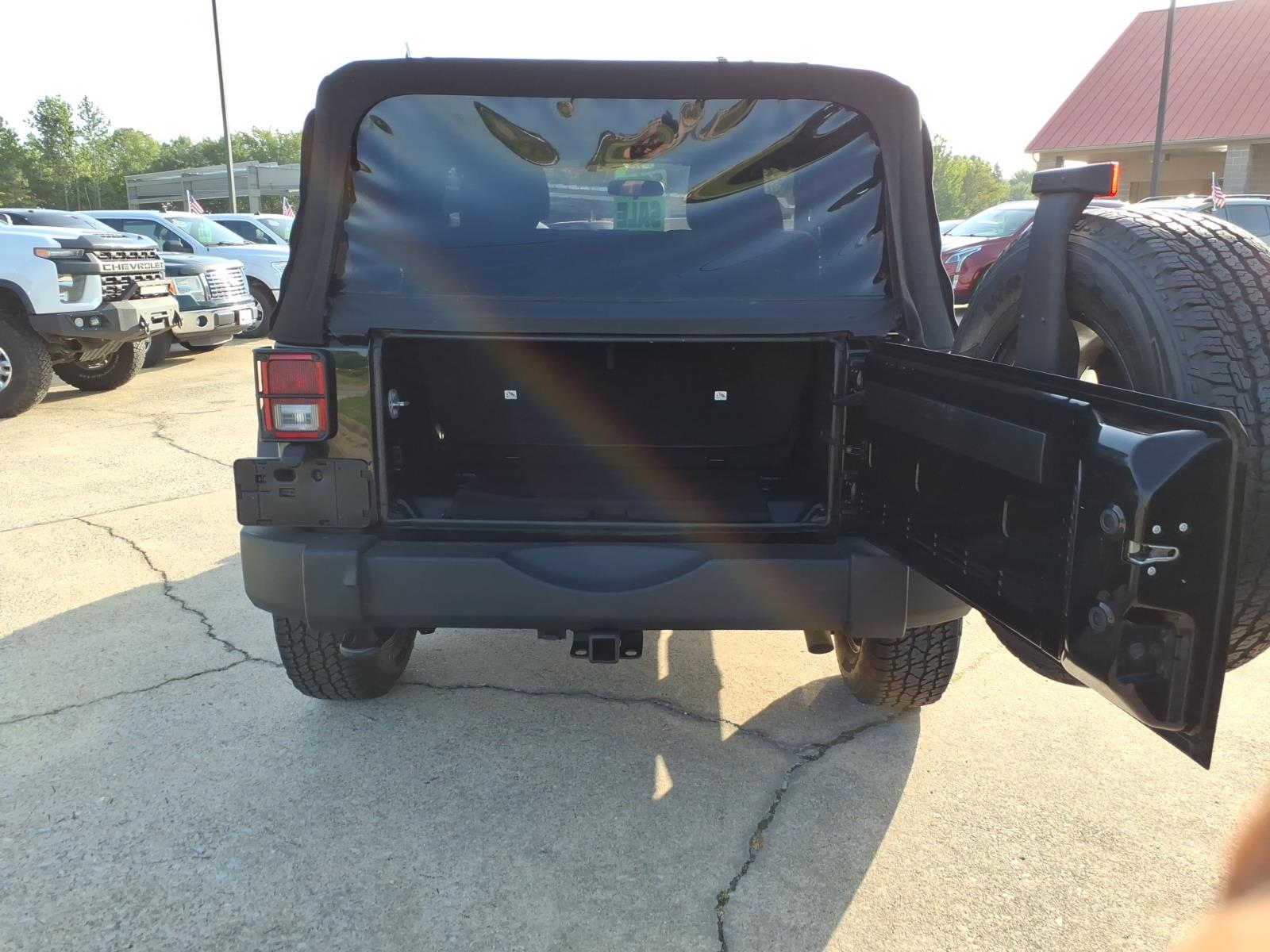 2015 Jeep Wrangler Sport photo 5