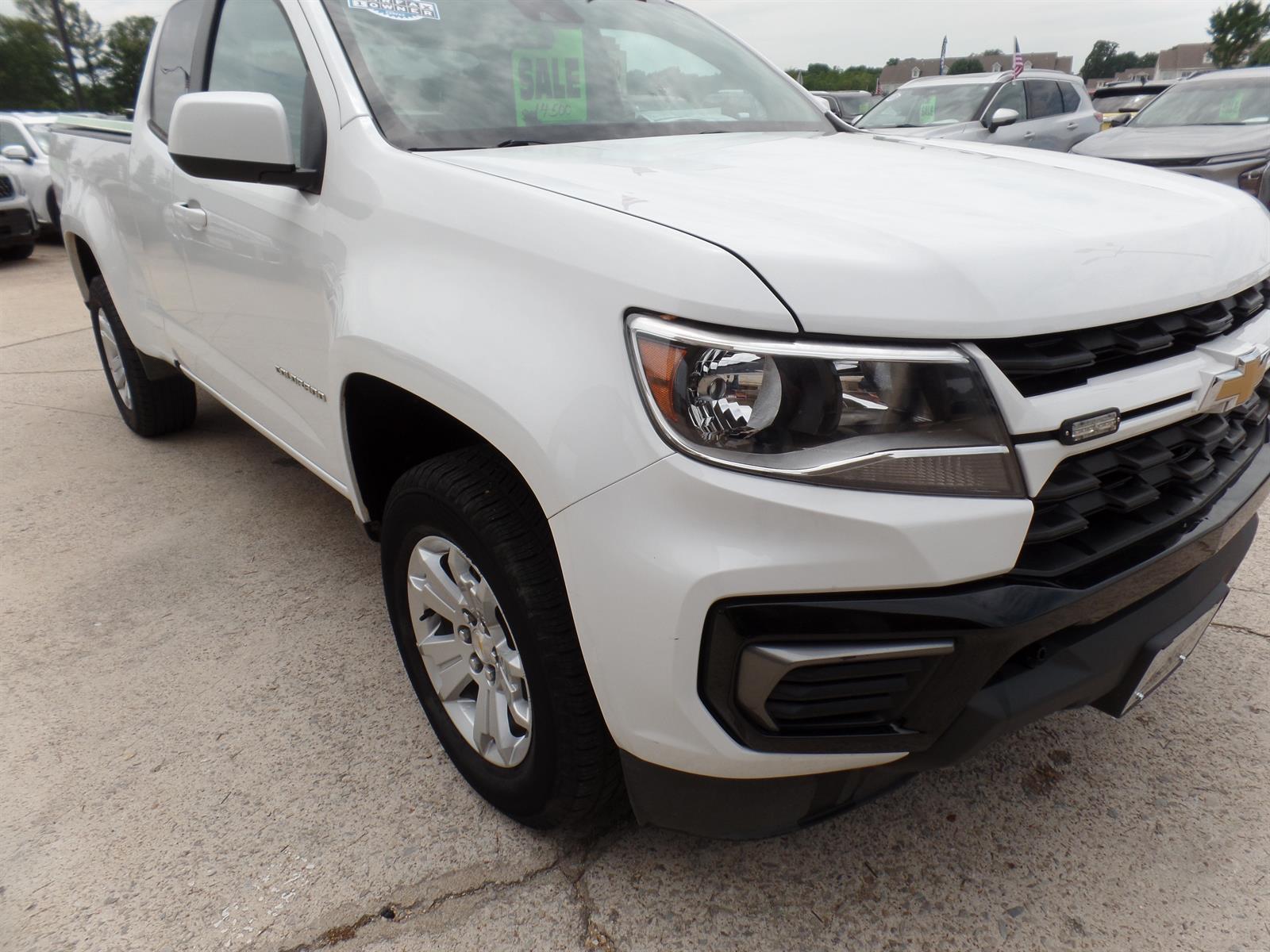 2022 Chevrolet Colorado LT photo 6