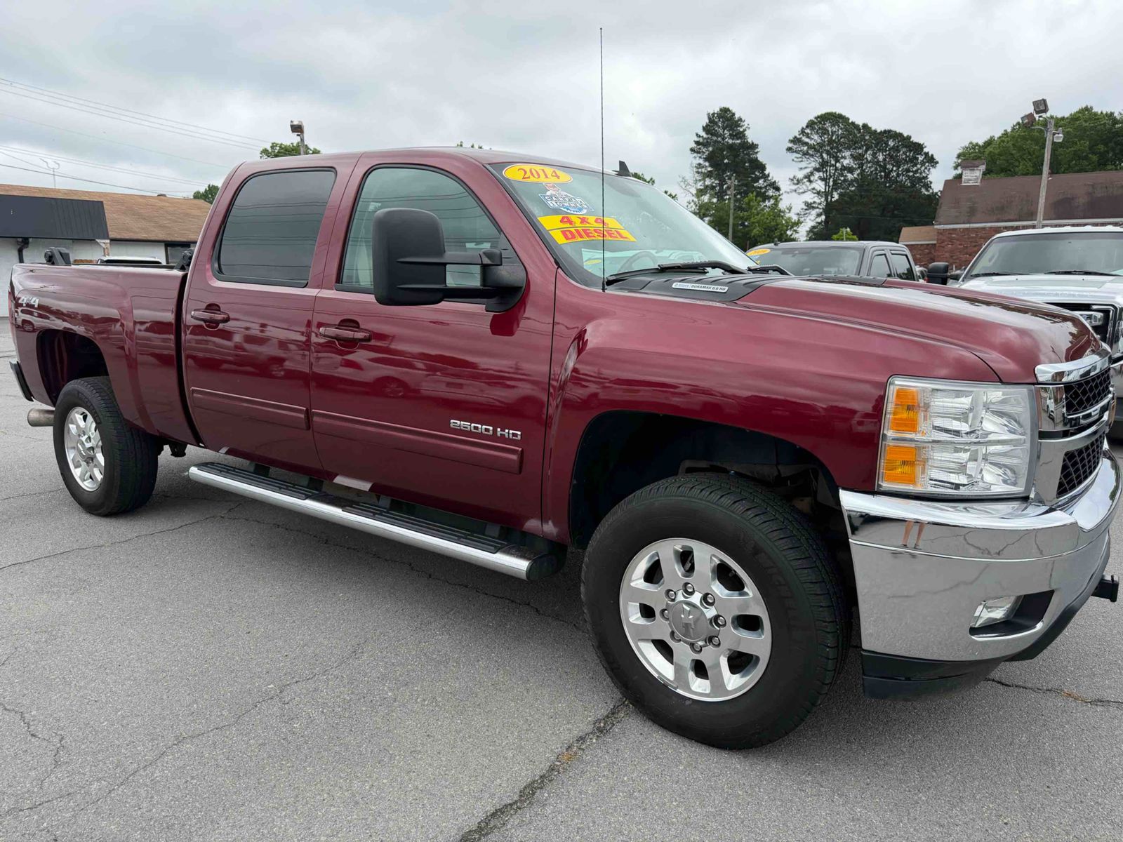2014 CHEVROLET Silverado LTZ photo 3
