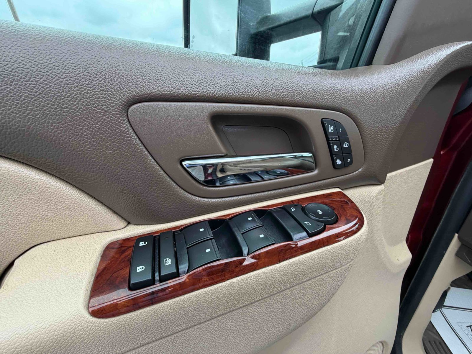 2014 Chevrolet Silverado 2500HD LTZ - Photo 10