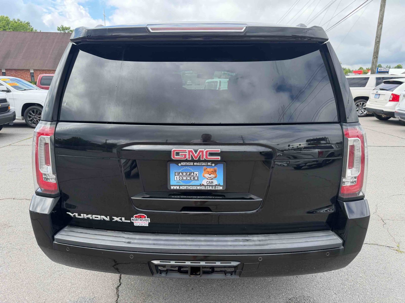 2017 GMC Yukon XL SLT photo 5