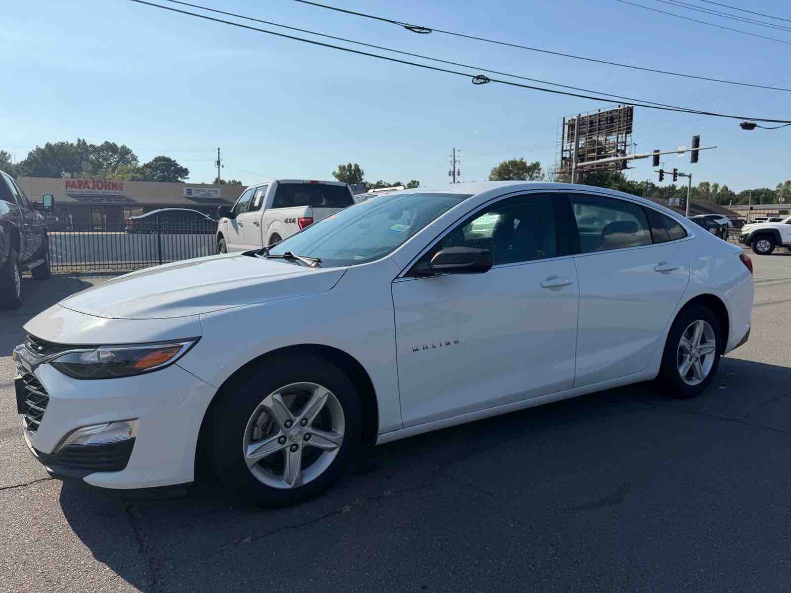 2023 CHEVROLET Malibu LS (1FL) photo