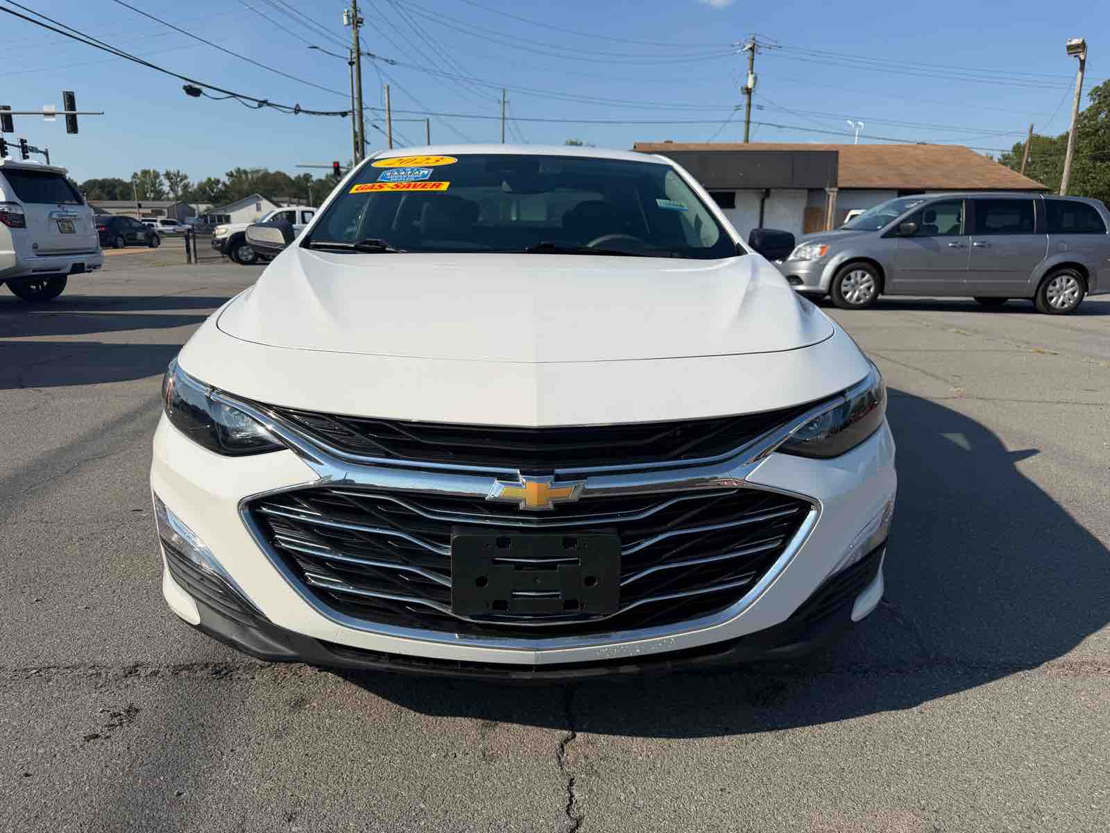 2023 CHEVROLET Malibu LS (1FL) photo 2