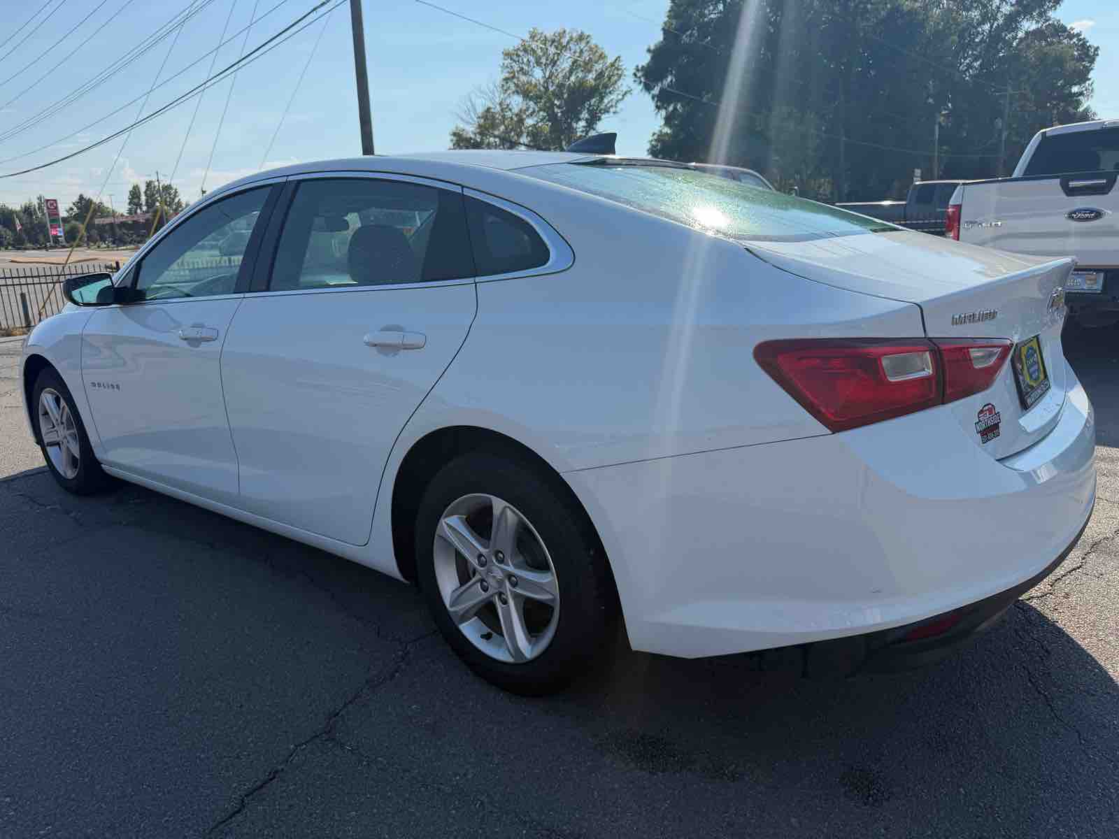 2023 CHEVROLET Malibu LS (1FL) photo 6