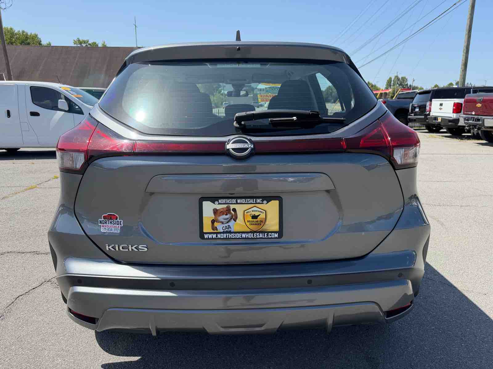 2022 NISSAN Kicks S photo 5