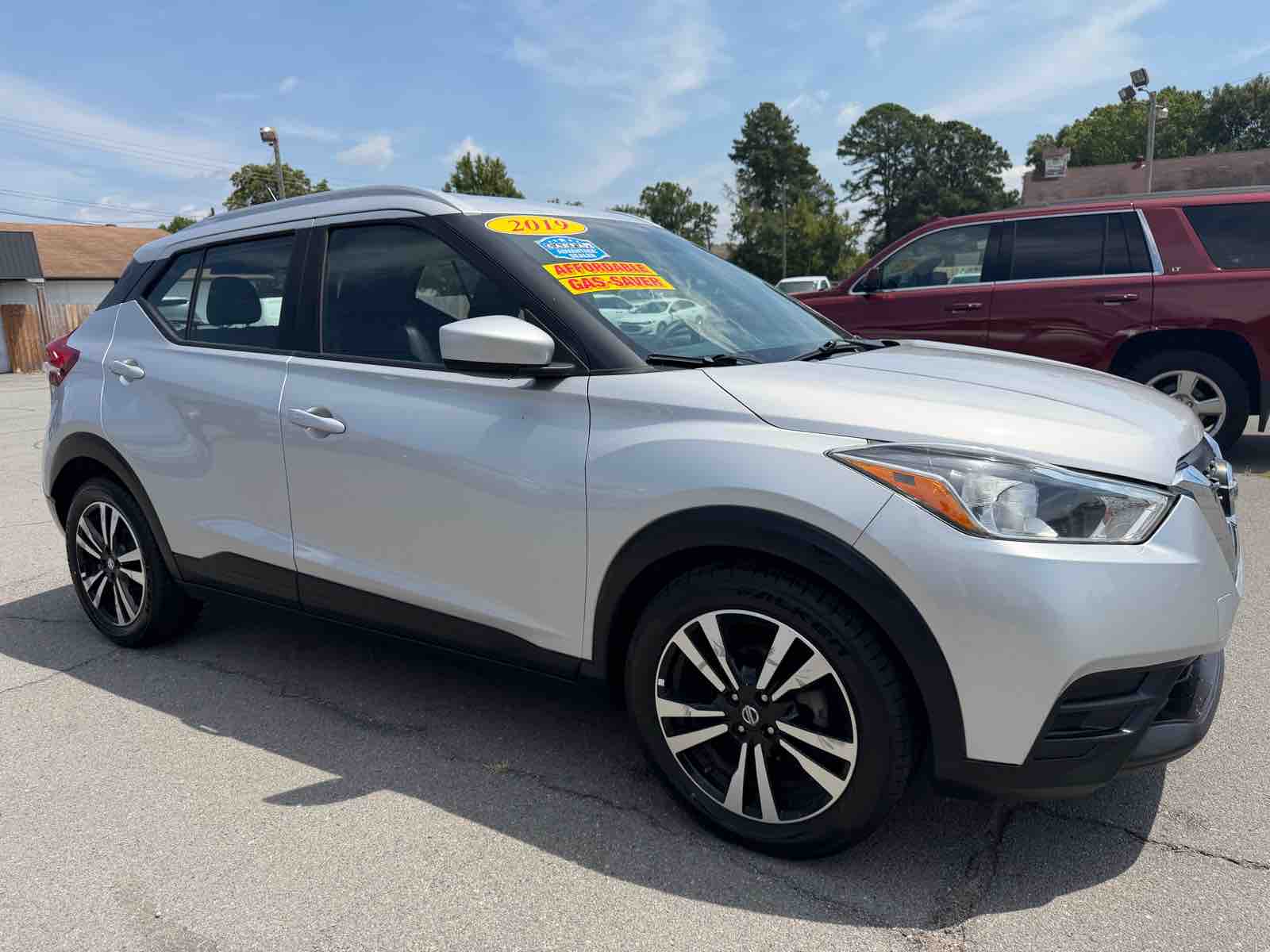 2019 NISSAN Kicks SV photo 3