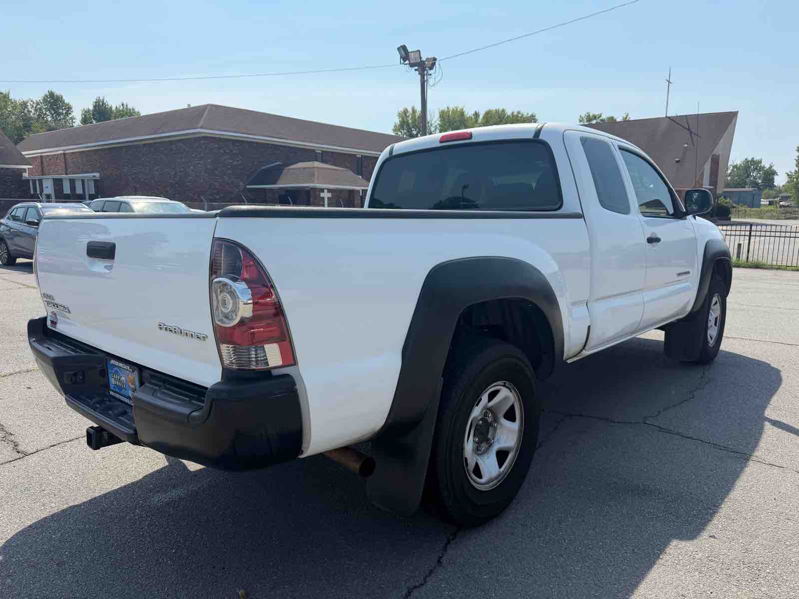 2011 TOYOTA Tacoma PreRunner photo 4