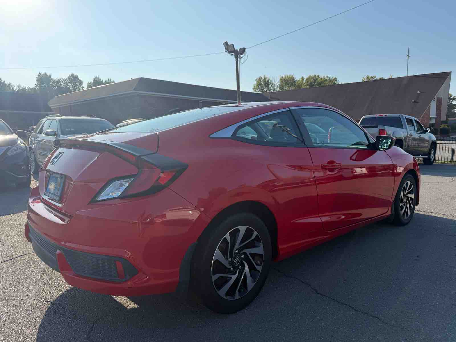 2017 HONDA Civic LX photo 4