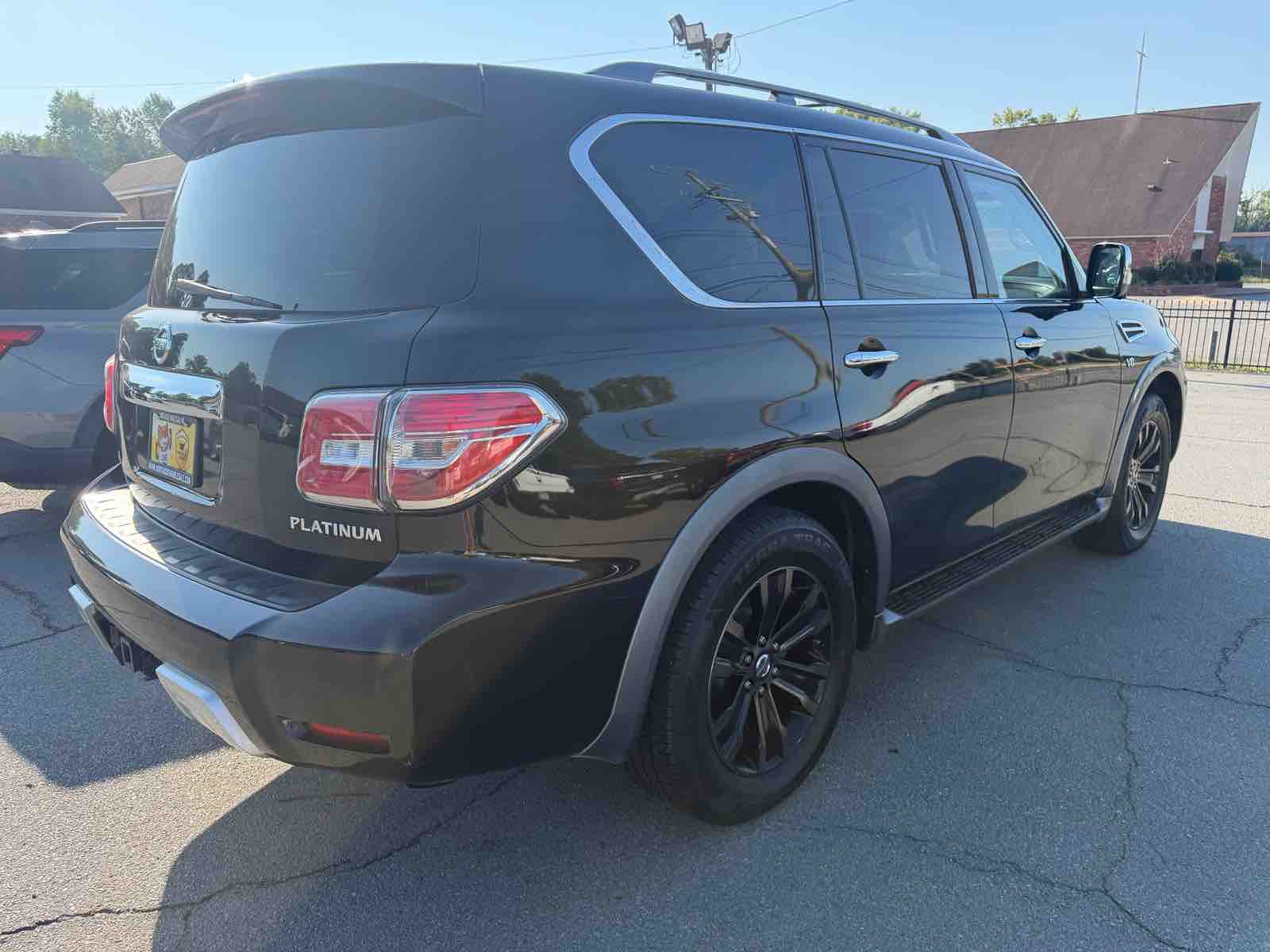 2017 NISSAN Armada Platinum photo 4