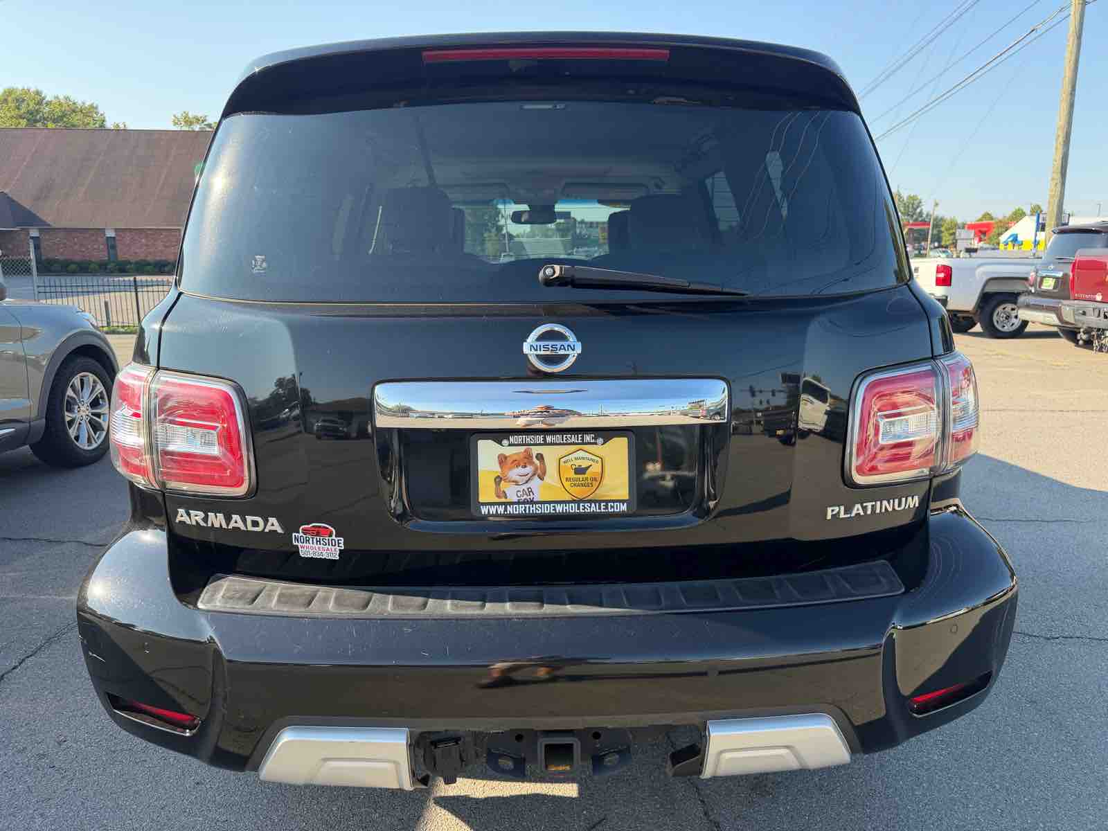 2017 NISSAN Armada Platinum photo 5