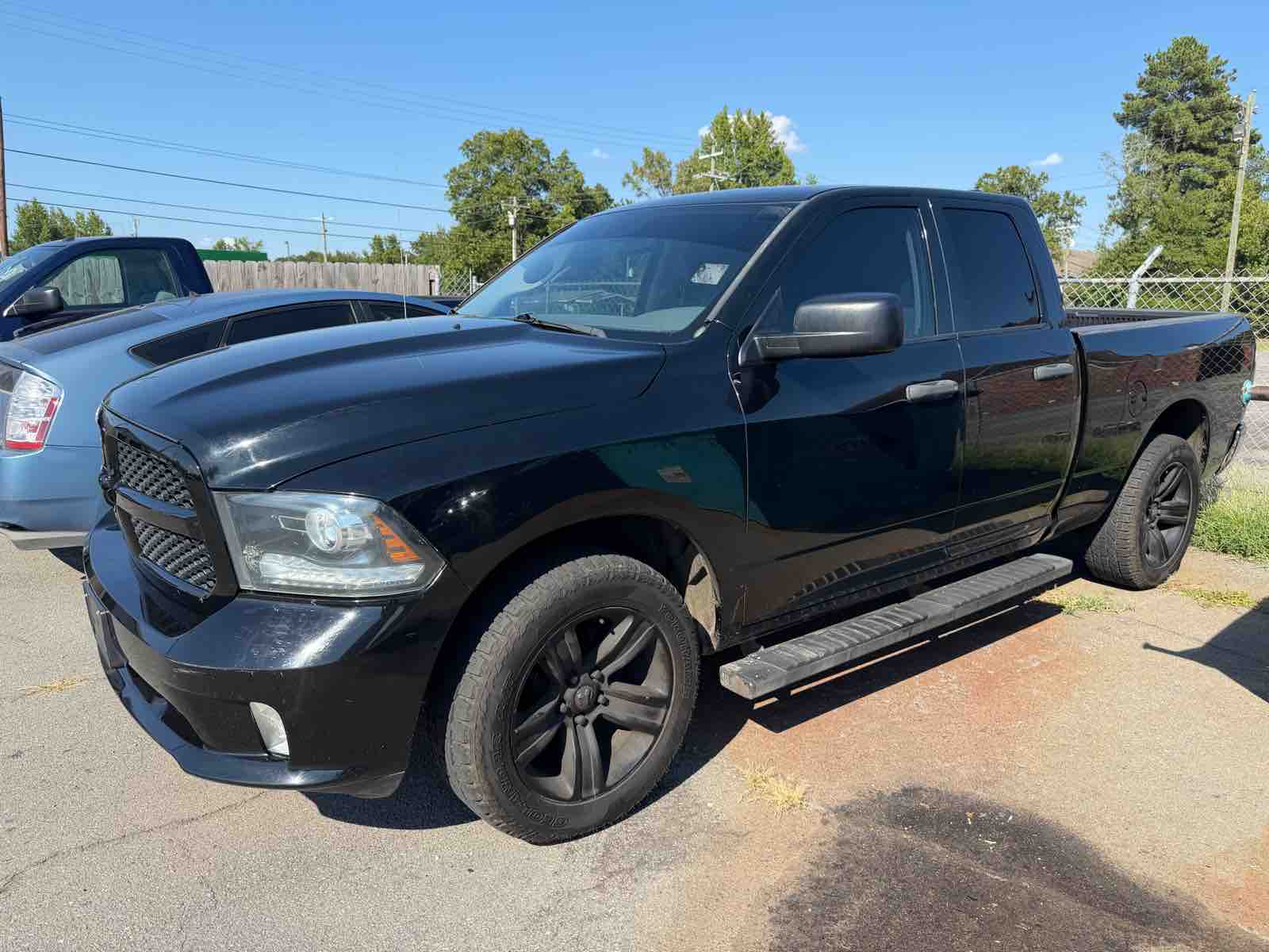 2014 RAM 1500 ST photo