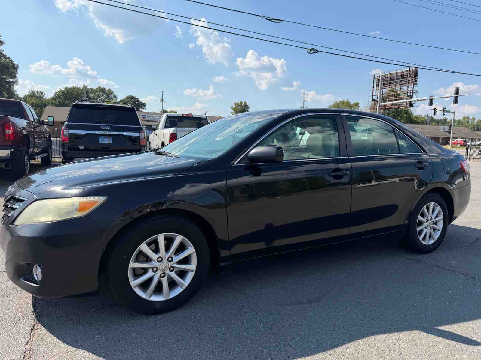 2011 Toyota Camry Base photo 1