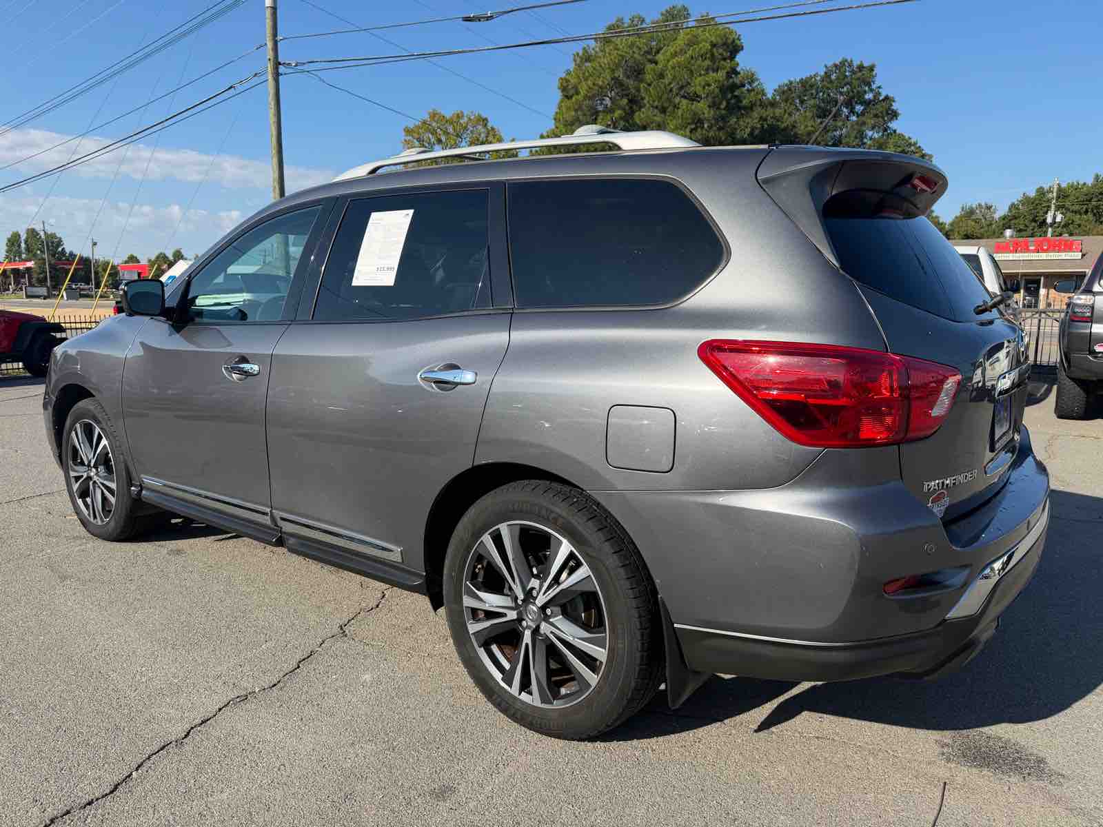 2018 Nissan Pathfinder Platinum photo 6