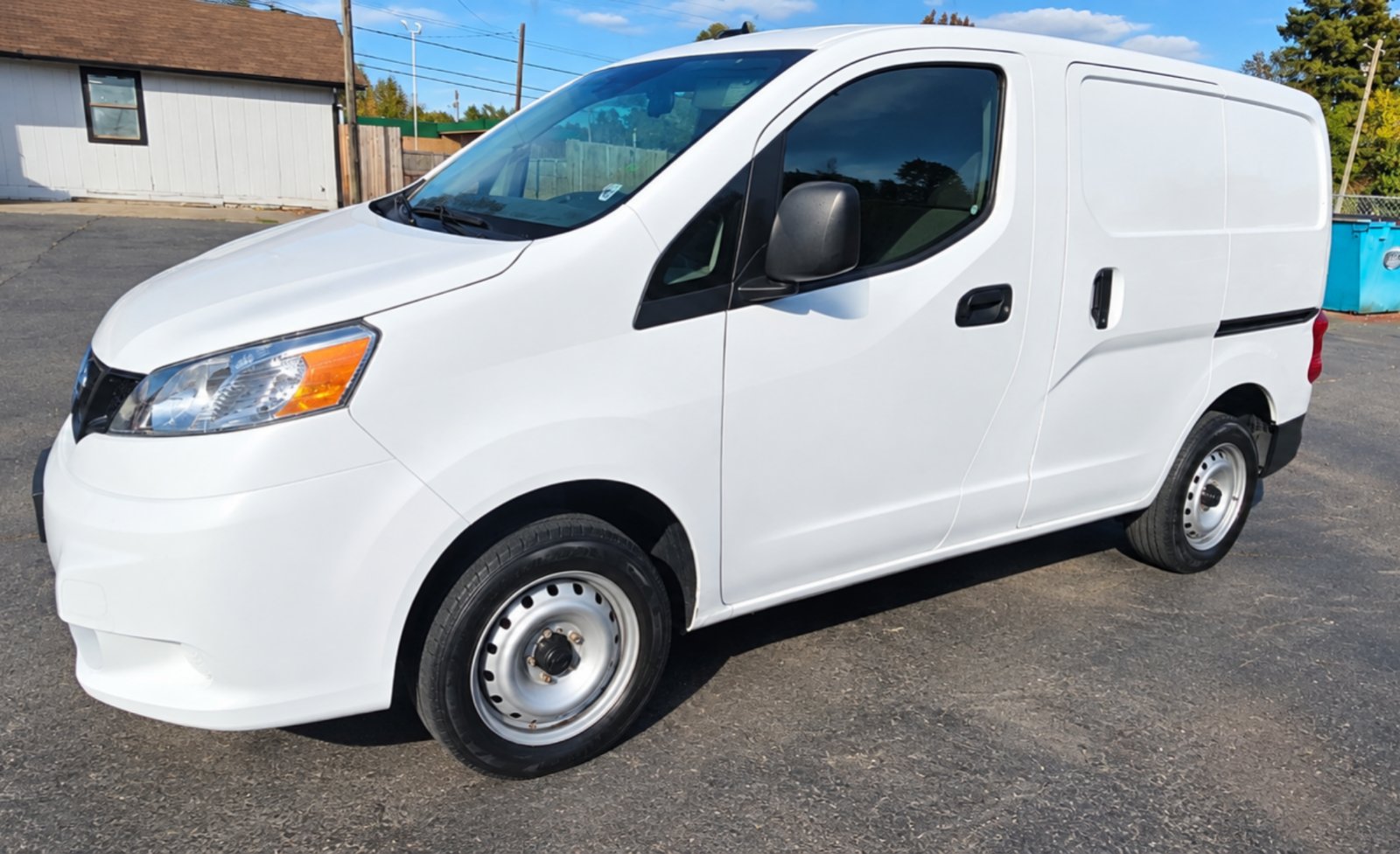 2021 Nissan NV200 S FWD